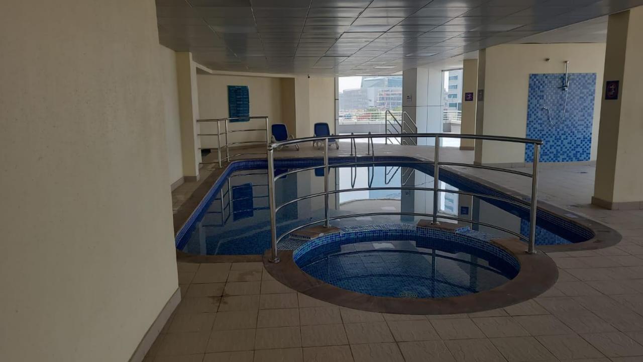 Apartamento Cozy 2Bhk Near To Dmcc Metro Station -505 Dubái Exterior foto